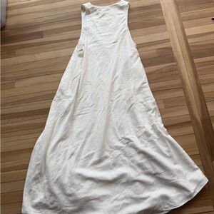 Elegant Backless White Dress